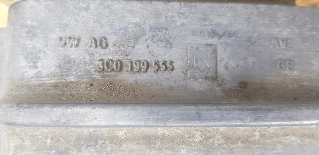 3C0199555R Левая подушка двигателя купить Черкассы