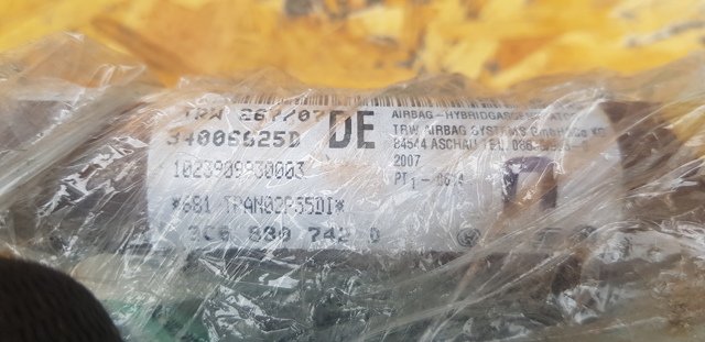 Подушка безопасности, боковая, правая 3C0880742D VAG
