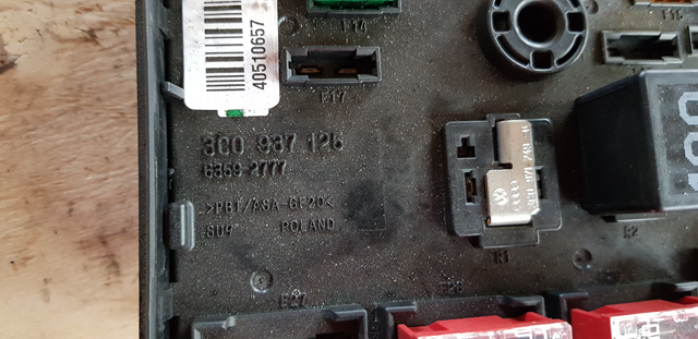 Монтажный блок 3C0937125 VAG