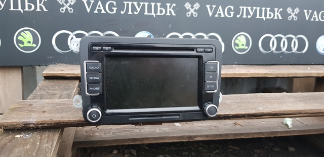 Магнитола (радио AM/FM) 3C8035195 VAG