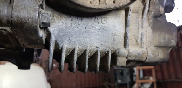 409053 VAG Раздатка (коробка раздаточная) купить в Запорожье