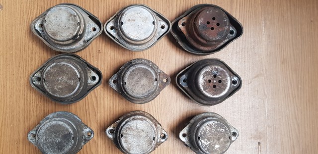 4B0399151M VAG Подушка коробки передач купить в Украина