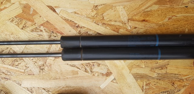Газовый упор багажника 4B9827552N VAG