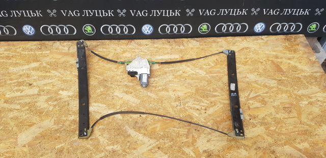 Механизм подъема стекол Audi Q7