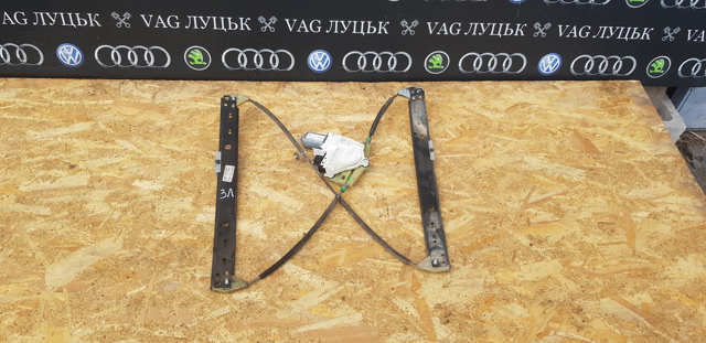 Стеклоподъемник задней левой двери 4L0839461A VAG