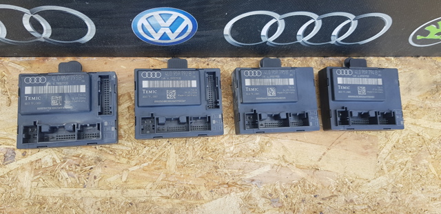 Блок комфорта передней двери 4L0959792B VAG