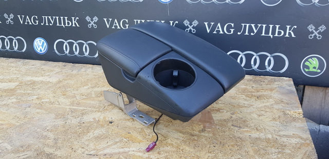 VAG 4L1864207 в наличии Одесса