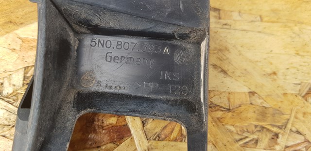 VAG 5N0807393A Кронштейн бампера заднего левый в наличии Каменское
