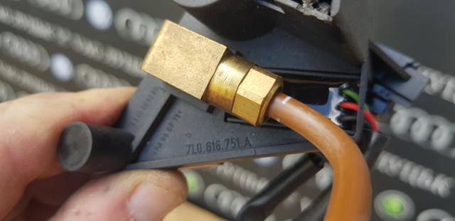7L0616751A VAG купить в Чернигов