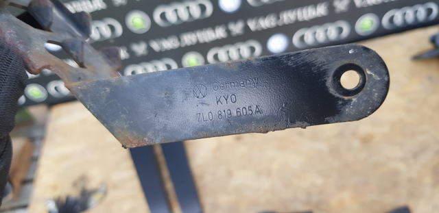 7L0819605A VAG купить в Николаев