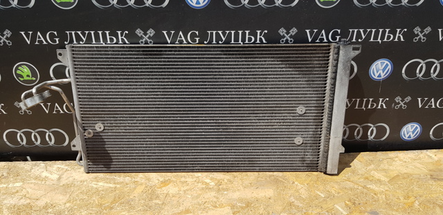 7L0820411G VAG Радиатор кондиционера купить в Черновцы