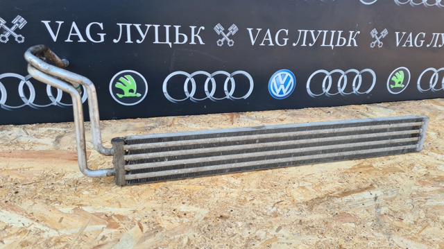 Радиатор ГУ 7L6422885E VAG