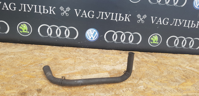 Шланг ГУР, низкого давления, от бачка к насосу 7L6422889S VAG