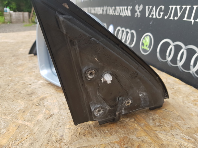 VAG 7L6857507CF01C Левое боковое зеркало в наличии Житомир