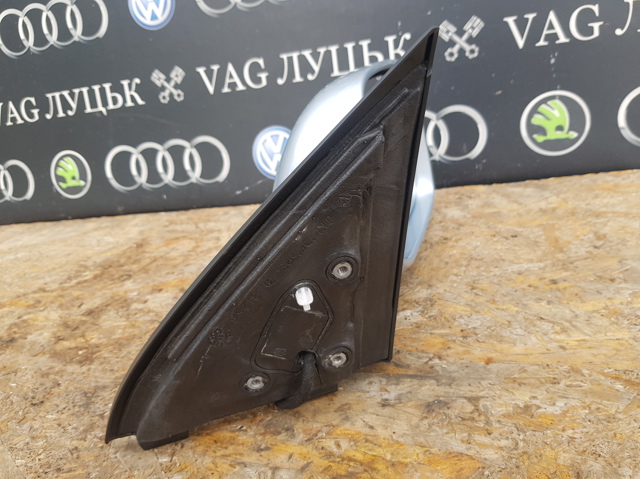 7L6857508DA01C Зеркало заднего вида правое купить Украина