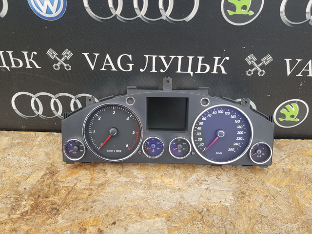 Щиток приборов 7L6920881A VAG