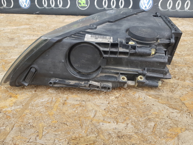 7L6941018AP VAG Фара правая купить в Кривой Рог