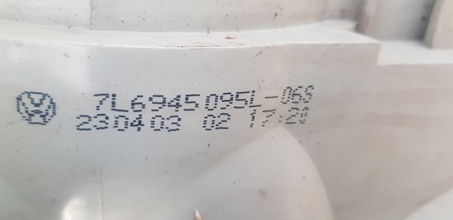 VAG 7L6945095L Фонарь задний левый внешний в наличии Запорожье