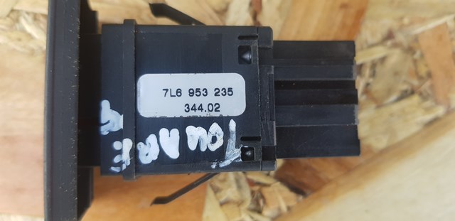 7L6953235 Кнопка аварийки купить Полтава