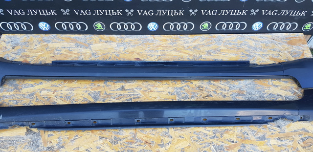 VAG 8E0853860 в наличии Ровно
