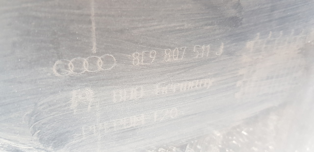 VAG 8E9807511J Бампер задний в наличии Львов