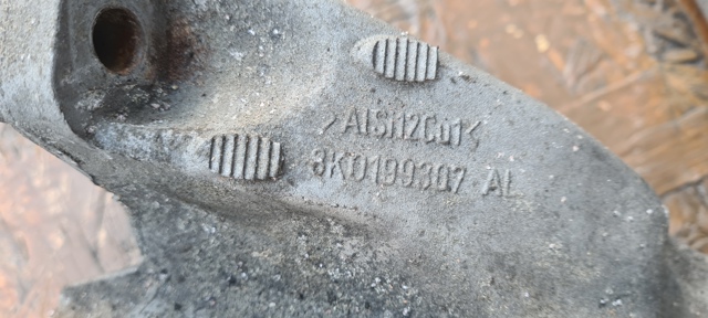 VAG 8K0199307AL Кронштейн подушки (опоры) двигателя левой в наличии Павлоград