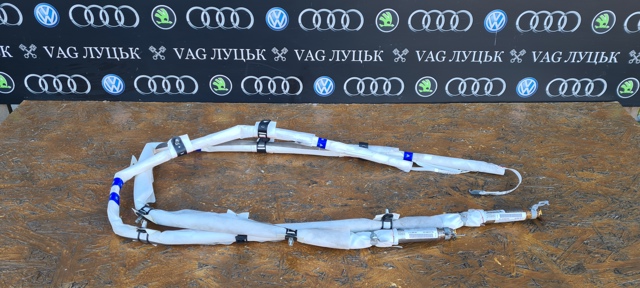AIRBAG, шторка боковая правая 8K0880742D VAG