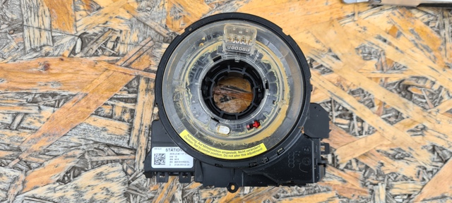 Кольцо AIRBAG контактное, шлейф руля 8K0953568E VAG