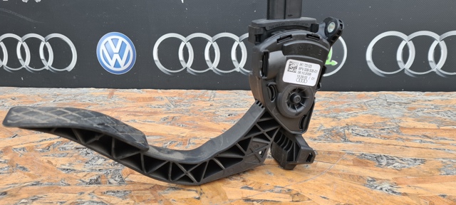 Педали газа Audi A6 C7