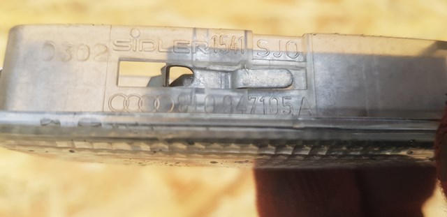 8L0947105A купить Чернигов