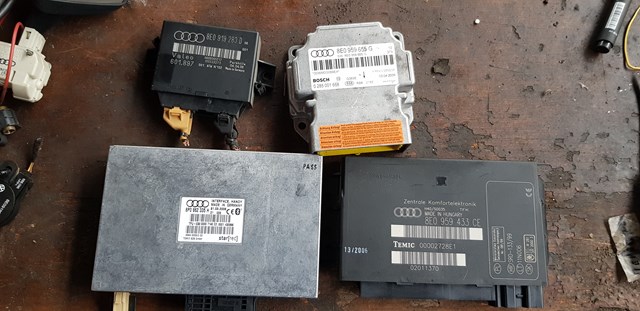 Блок управление Bluetooth 8P0862335D VAG