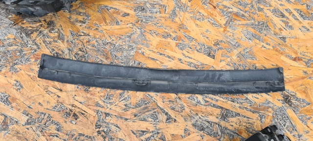 8T0807217A VAG Накладка бампера переднего купить в Черновцы