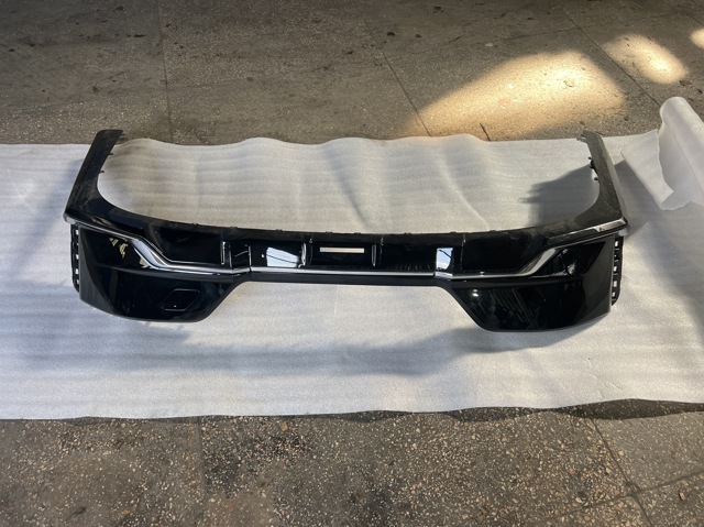 51128081541 BMW Бампер задний, нижняя часть купить в Львов