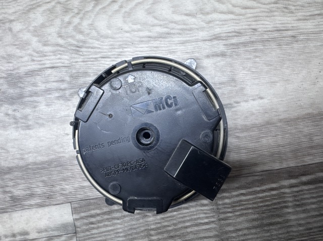 8T0959577A VAG Мотор привода линзы зеркала заднего вида купить в Запорожье