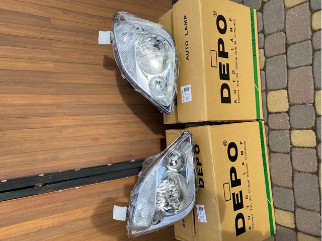 Блок фара левая Mercedes Sprinter II 4,6-t