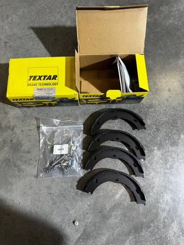 TEXTAR 91066800 Колодки ручника в наличии Днепр