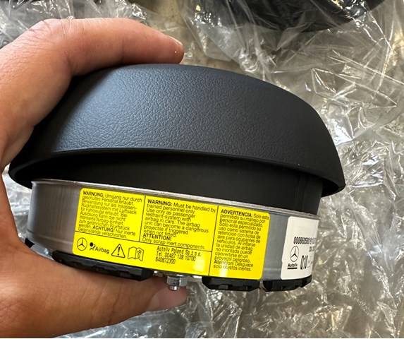 A0008605801 MERCEDES Подушка безопасности водителя купить в Ужгород