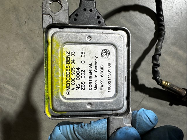 Датчик оксидов азота NOX A0009053403 MERCEDES