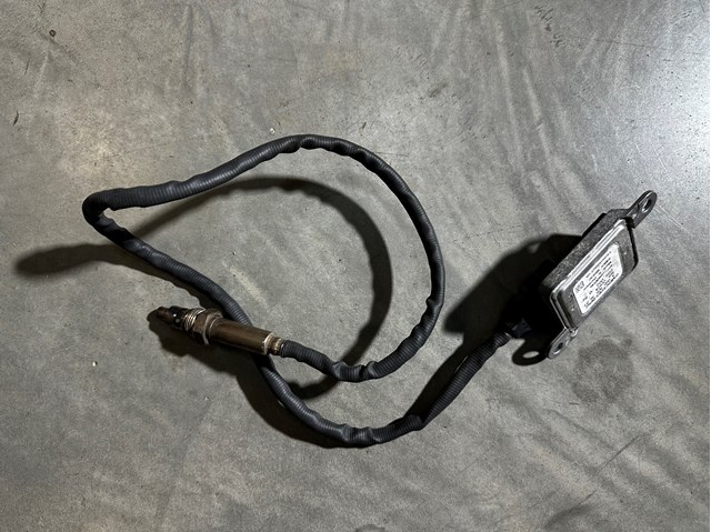 Датчик оксидов азота NOX A0009053603 MERCEDES