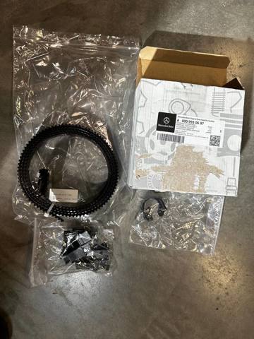 MERCEDES 0009930697 в наличии Ровно