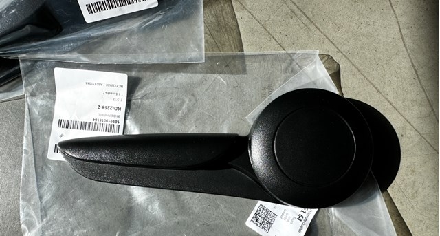 MERCEDES A169919016164 Ручка регулировки сиденья по высоте в наличии Украина