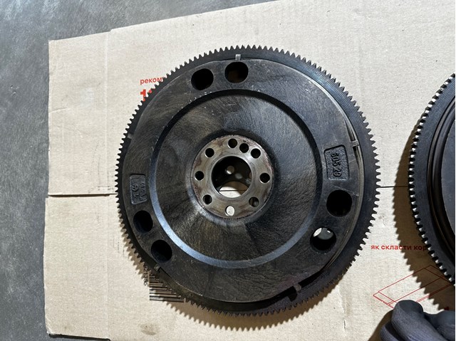 MERCEDES A6050302905 Маховик двигателя в наличии Запорожье