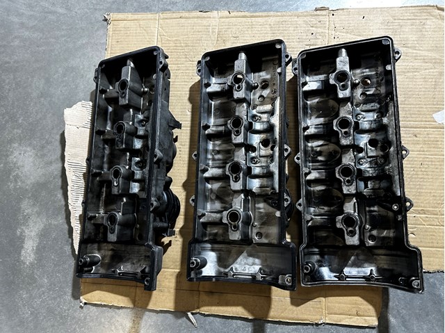 6110161305 MERCEDES Клапанная крышка купить в Павлоград