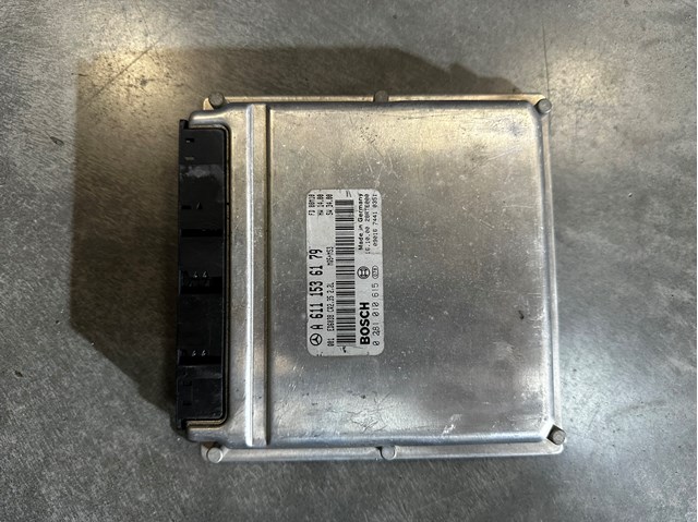 Компьютер двигателя A6111536179 MERCEDES