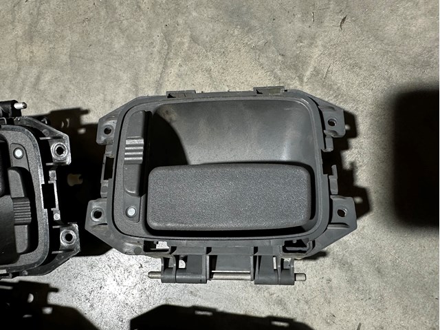 MERCEDES 6397600161 Ручка крышки багажника (двери 3/5-й задней) внутренняя в наличии Днепр
