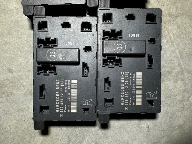 MERCEDES 6398201226 Блок комфорта передней двери в наличии Киев