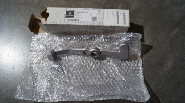 Рычаг КПП A9062600474 MERCEDES
