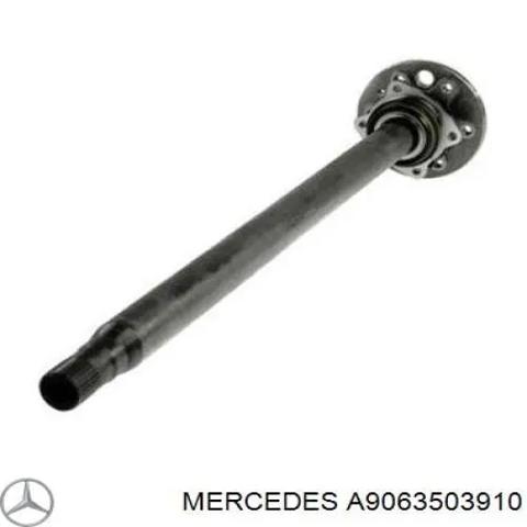 Полуось задняя, левая A9063503910 MERCEDES