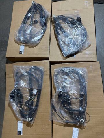 MERCEDES 9068204169 Жгут проводов сдвижной боковой двери правой в наличии Каменское