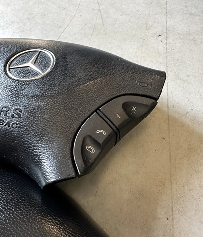 MERCEDES A9068601302 Подушка безопасности водителя в наличии Запорожье